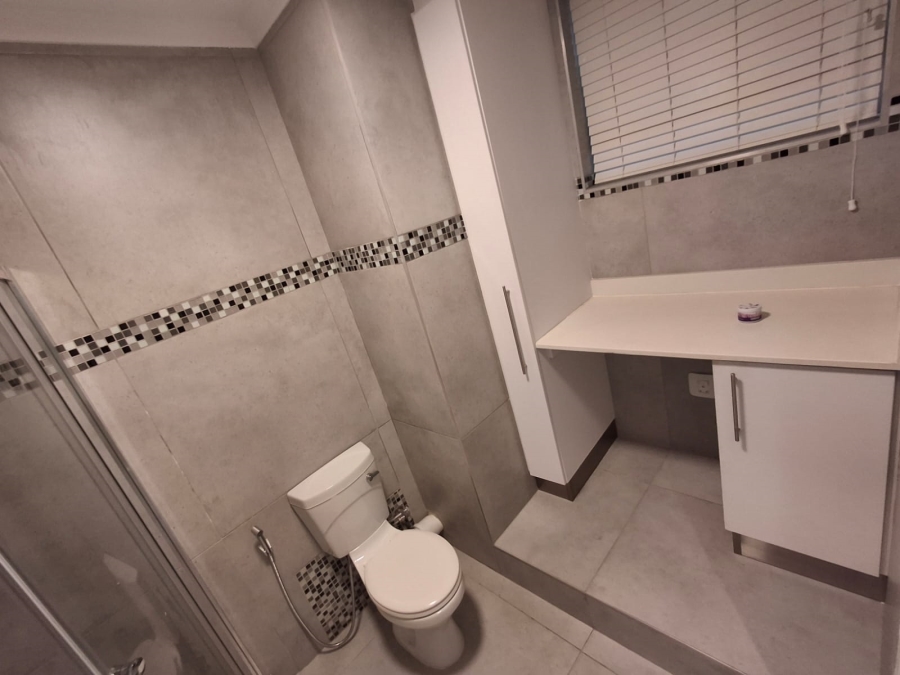 To Let 1 Bedroom Property for Rent in Summerstrand Eastern Cape